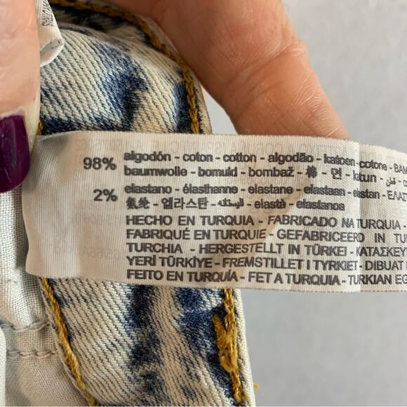 Zara‎ High Rise Distressed Jeans Sz 4 Acid Wash Slim Spilt Hem Light - Picture 9 of 14